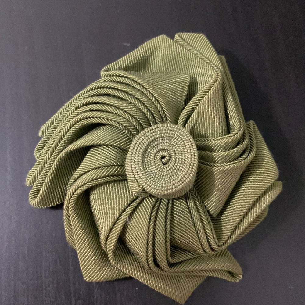 Handmade olive green flower brooch